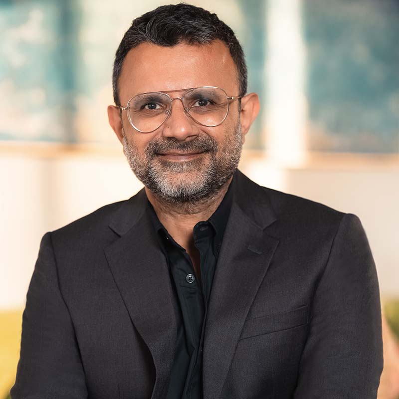 VINIT THAKKAR